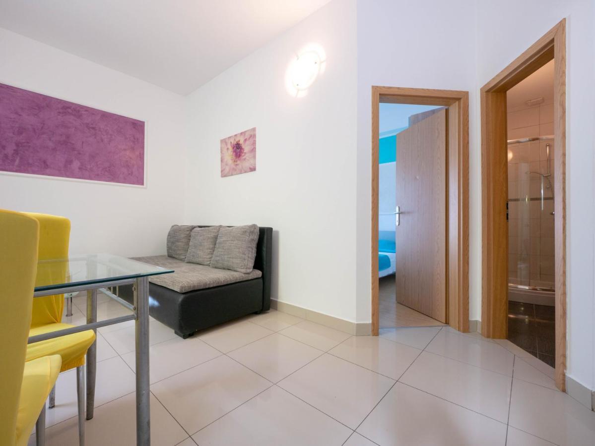 Cozy Apartment With Breakfast On Request 1 Pula Ngoại thất bức ảnh