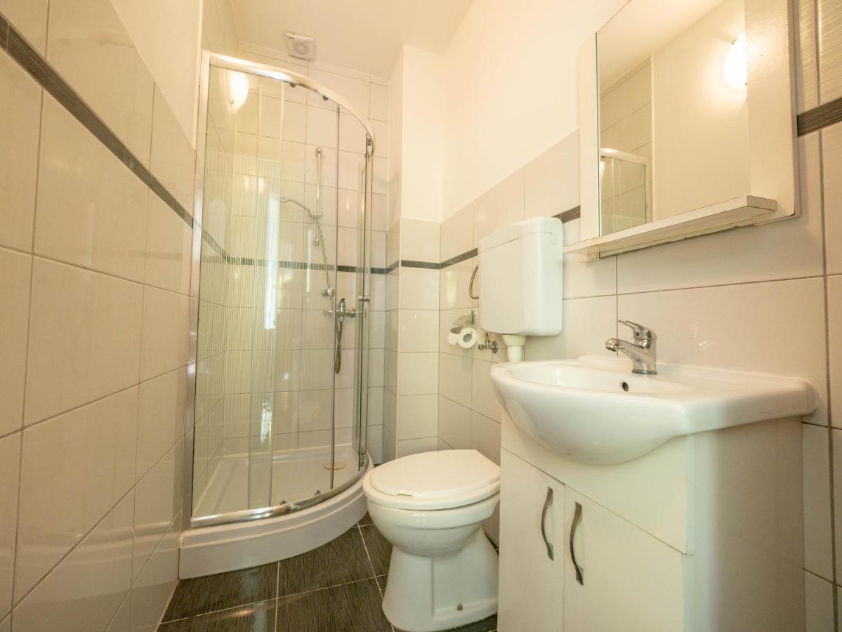 Cozy Apartment With Breakfast On Request 1 Pula Ngoại thất bức ảnh