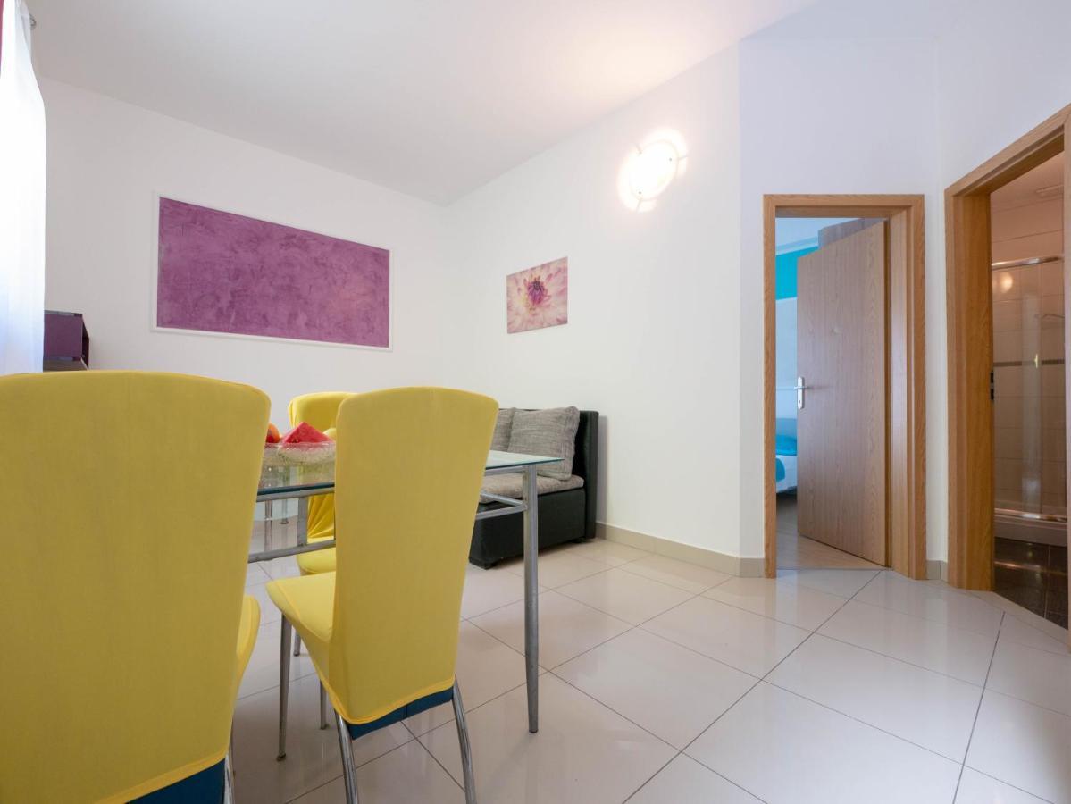 Cozy Apartment With Breakfast On Request 1 Pula Ngoại thất bức ảnh